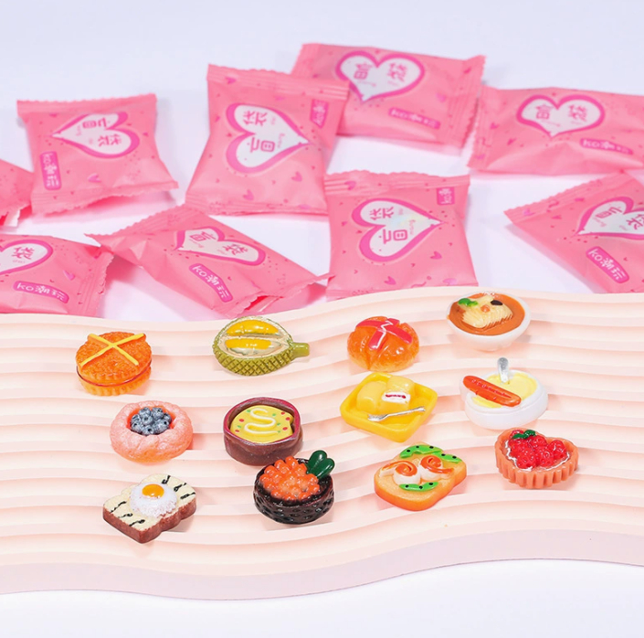Random Style Bag Miniature Foo - Food Snacks Drinks recensie en prijs