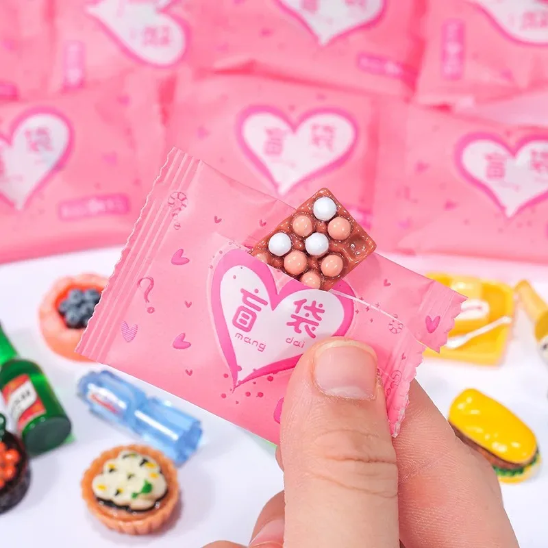 Random Style Bag Miniature Foo - Food Snacks Drinks recensie en prijs